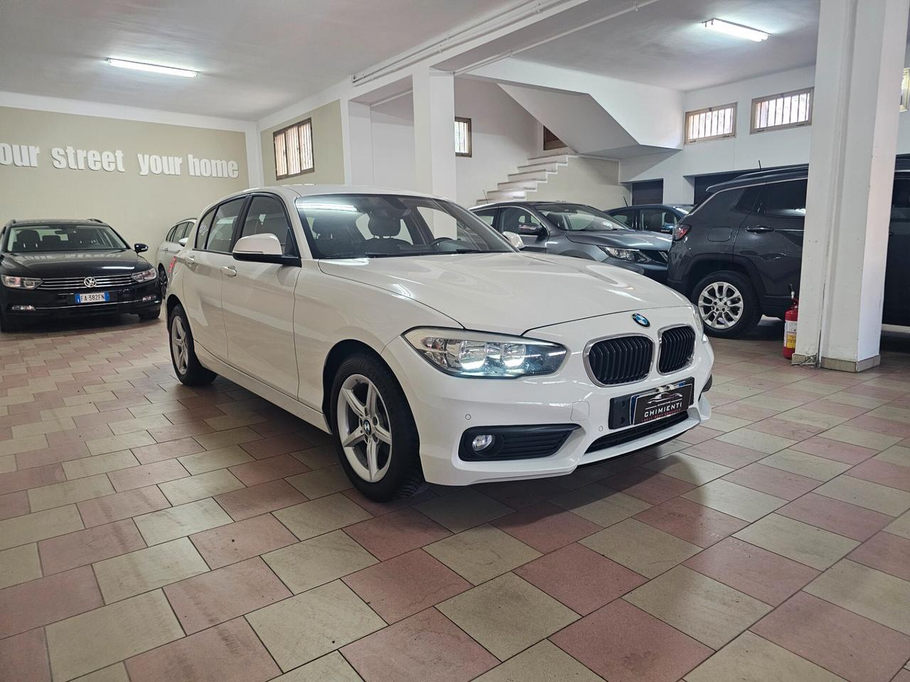 Bmw 116 116d 5p. Urban