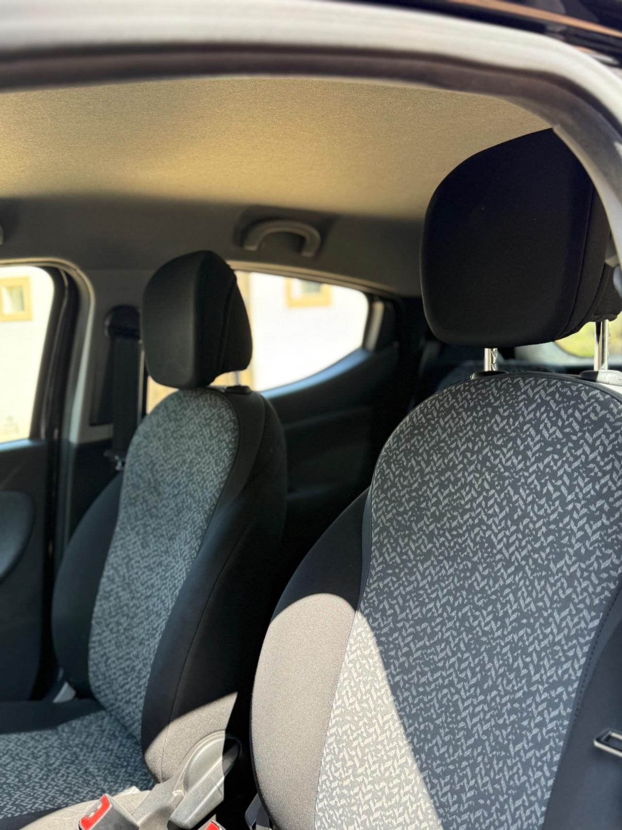 Lancia Ypsilon 1.0 FireFly 5 porte S&S Hybrid Silver Plus