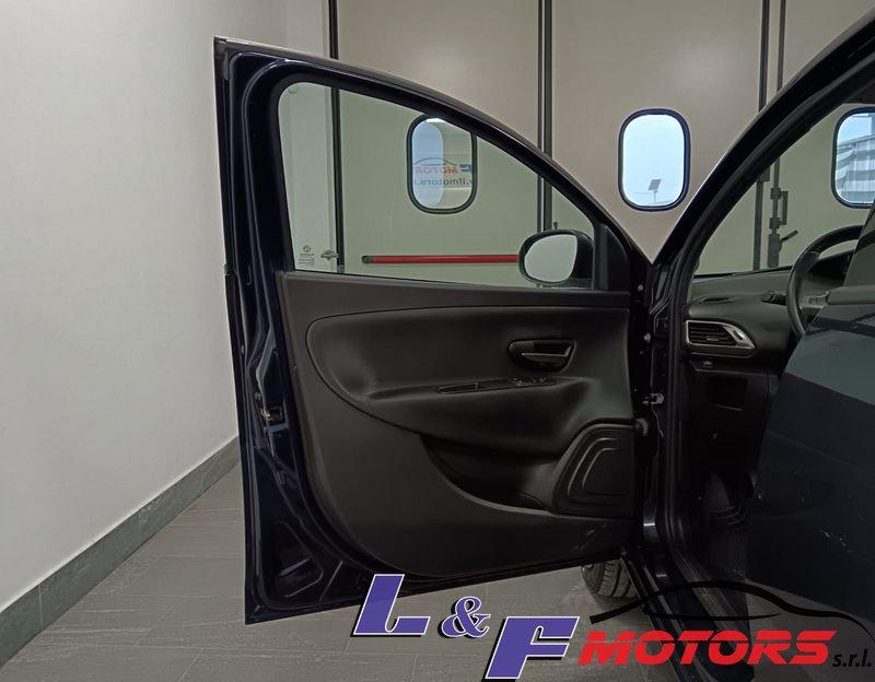 Lancia Ypsilon LANCIA Y 1.2 GPL ORO