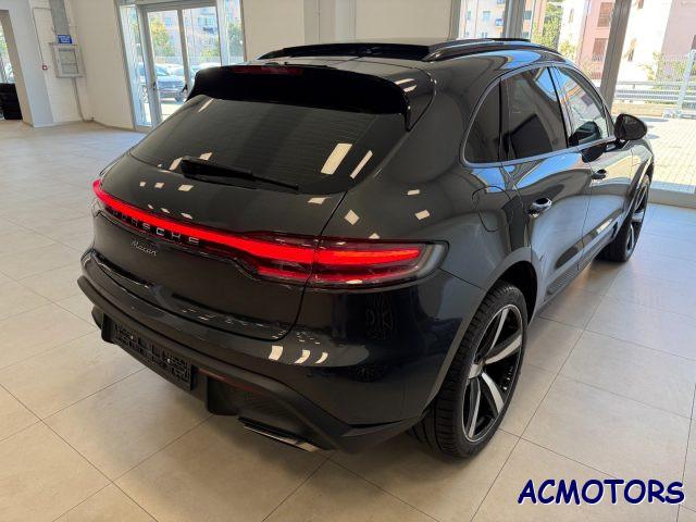 PORSCHE Macan 2.0