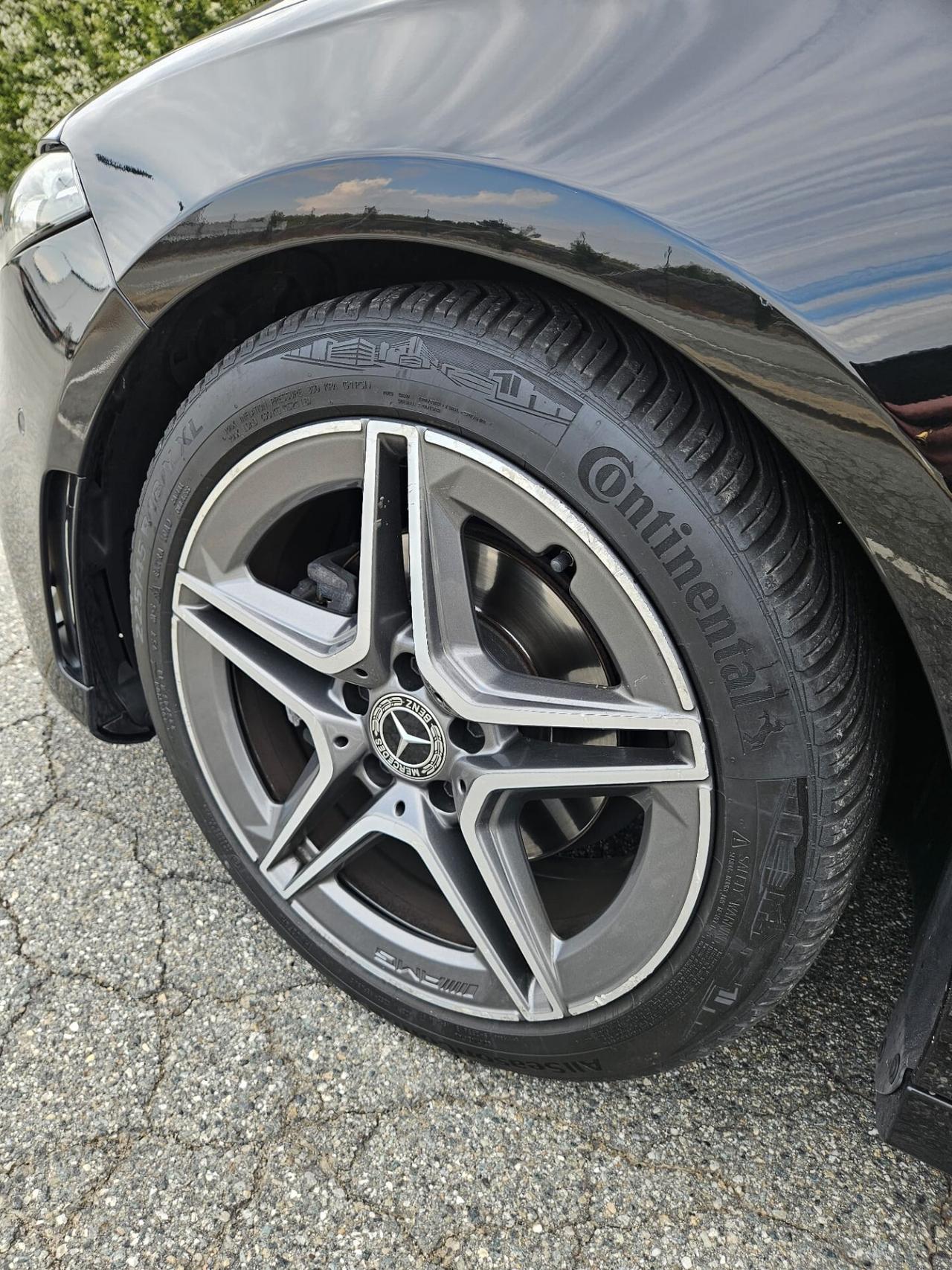 Mercedes-benz A 180 AMG Premium