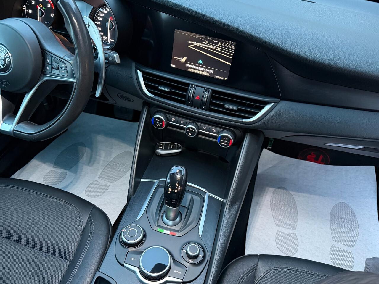 Alfa Romeo Giulia 2.2 TURBODIESEL 150 cv. AT8 SUPER