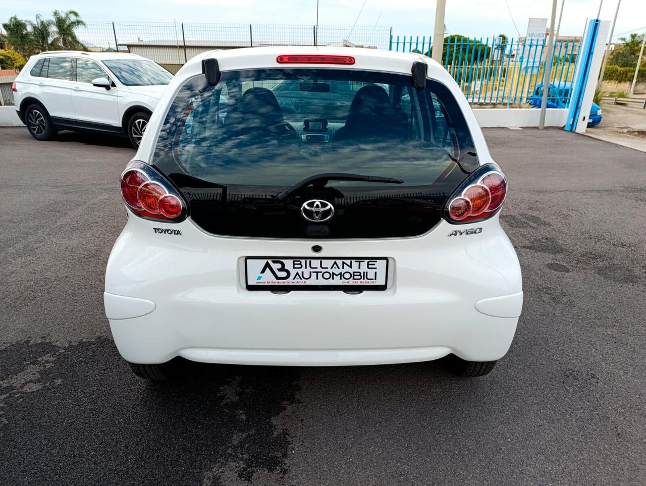 Toyota Aygo 1.0 cc 68 cv 2014