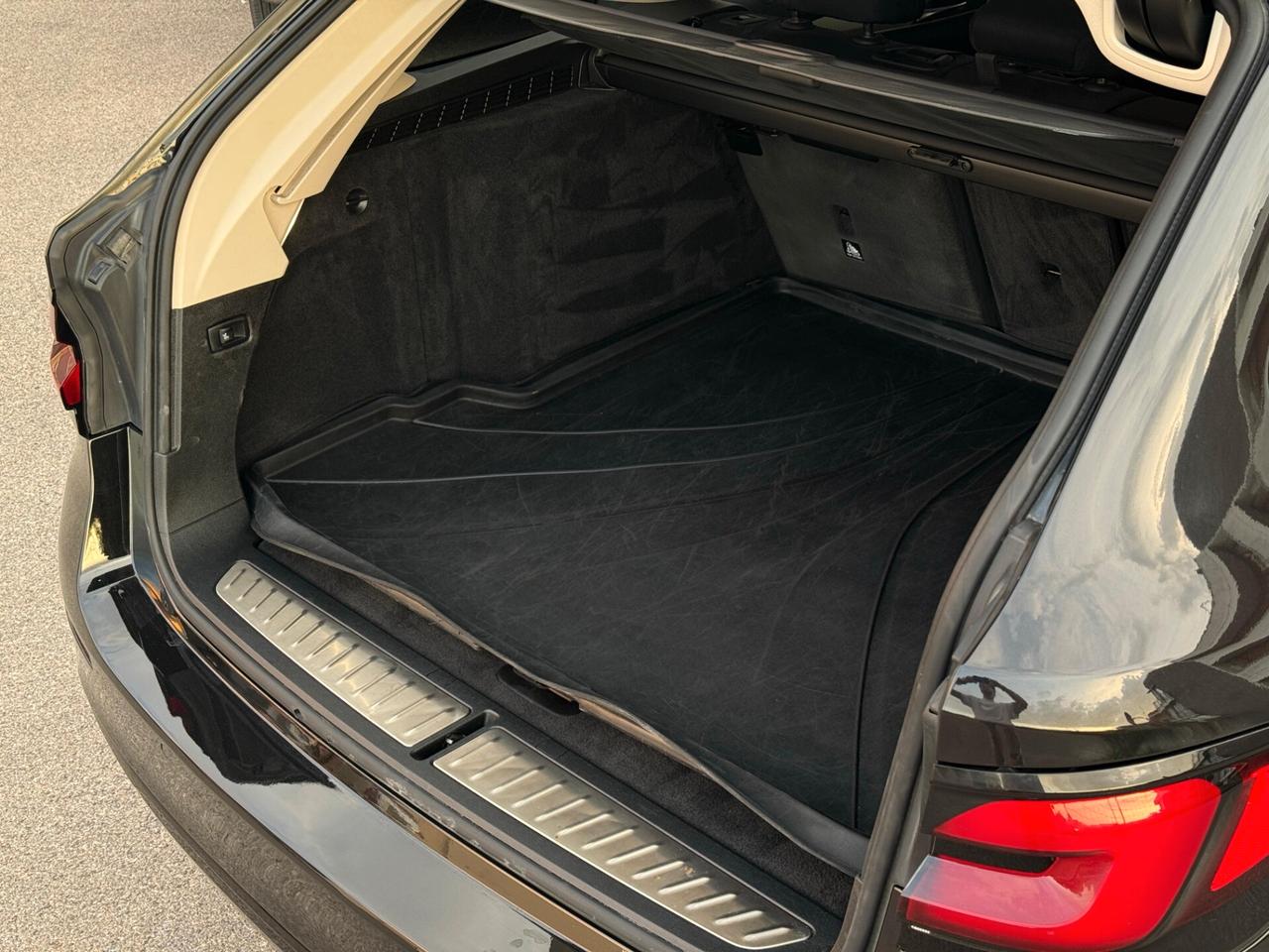Bmw 520 520d 190 cv Touring Business automatica MHEV