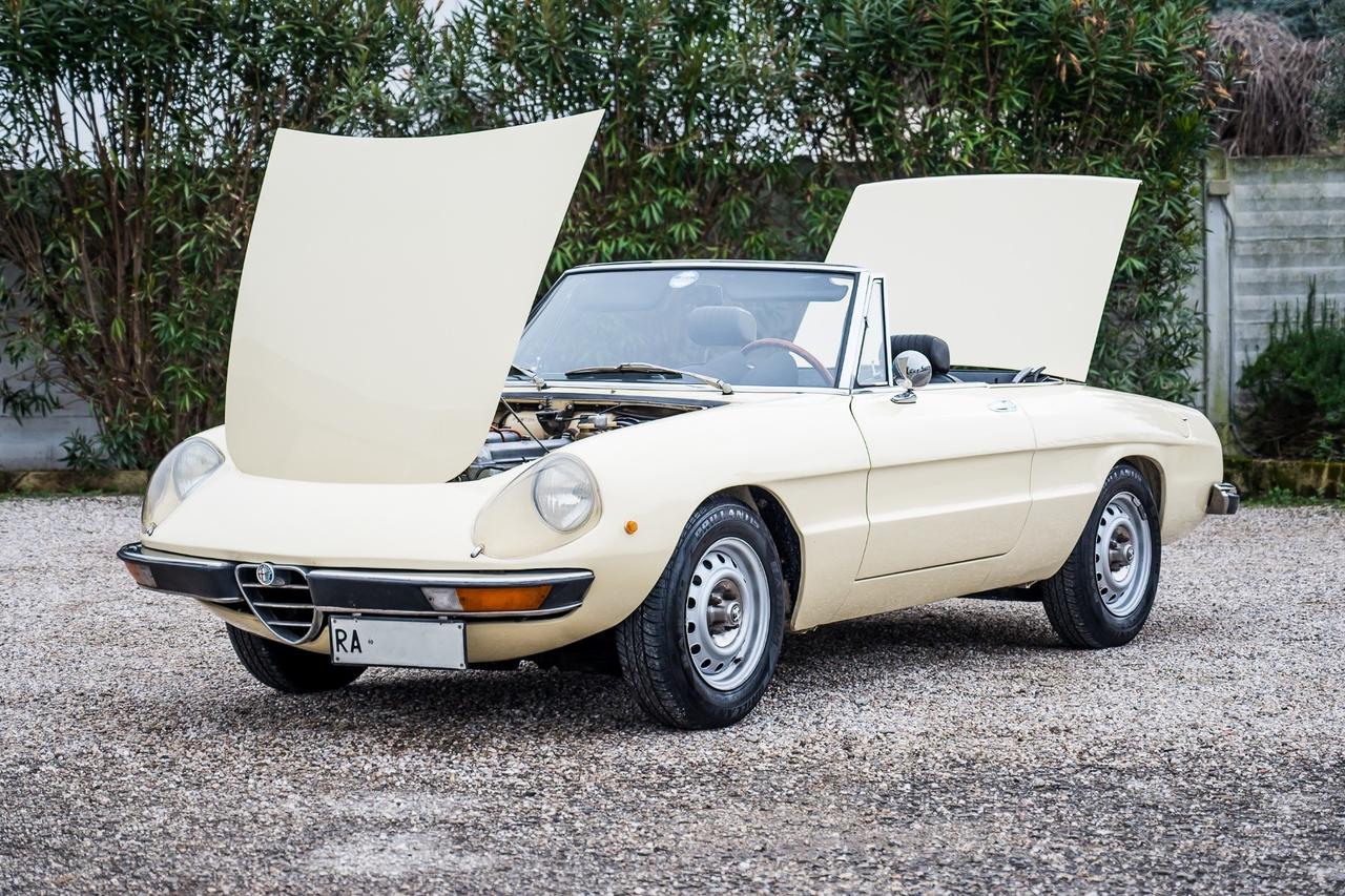 Alfa Romeo Spider 2000 Veloce