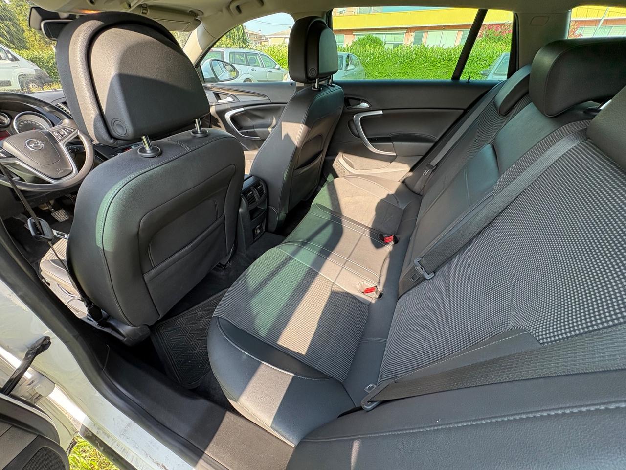 Opel Insignia 2.0 CDTI Sports Tourer Cosmo 4x4