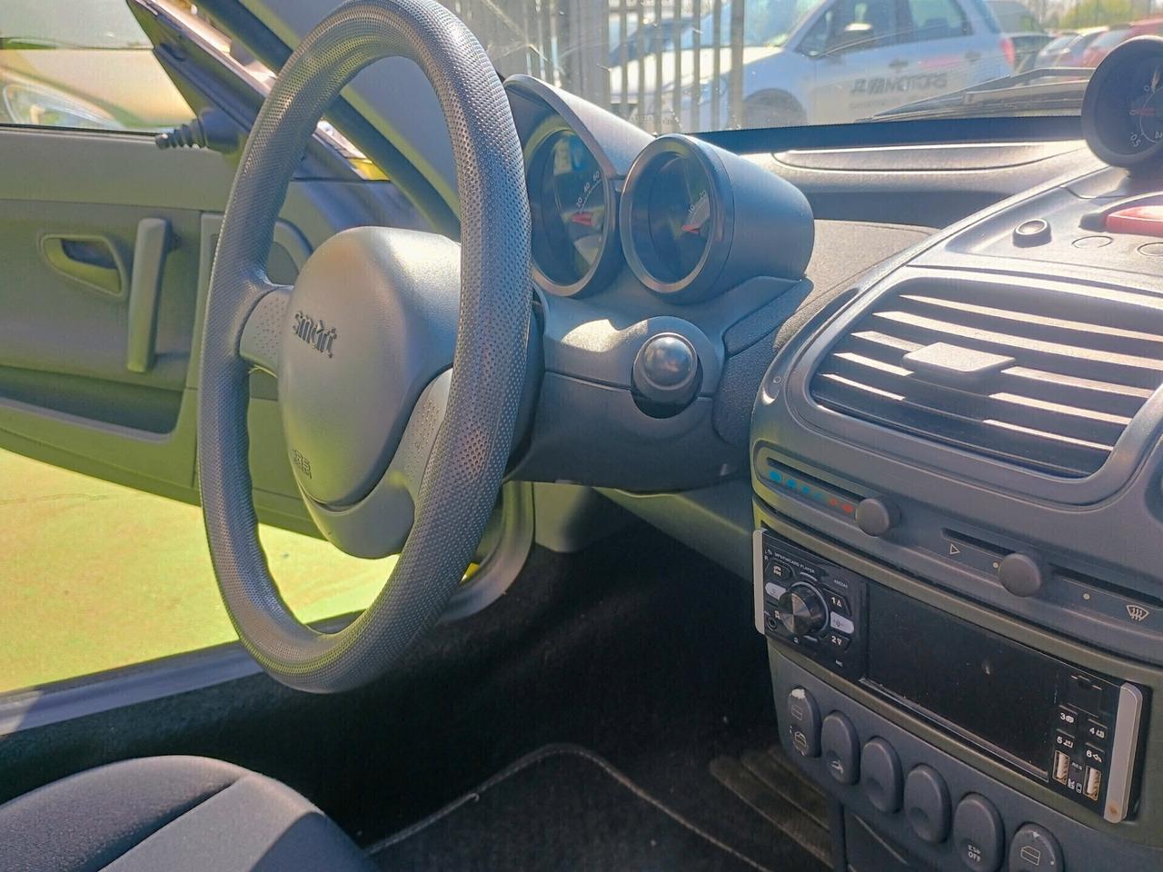 Smart Roadster CAbrio ADATTA PER NEOPATENTATI
