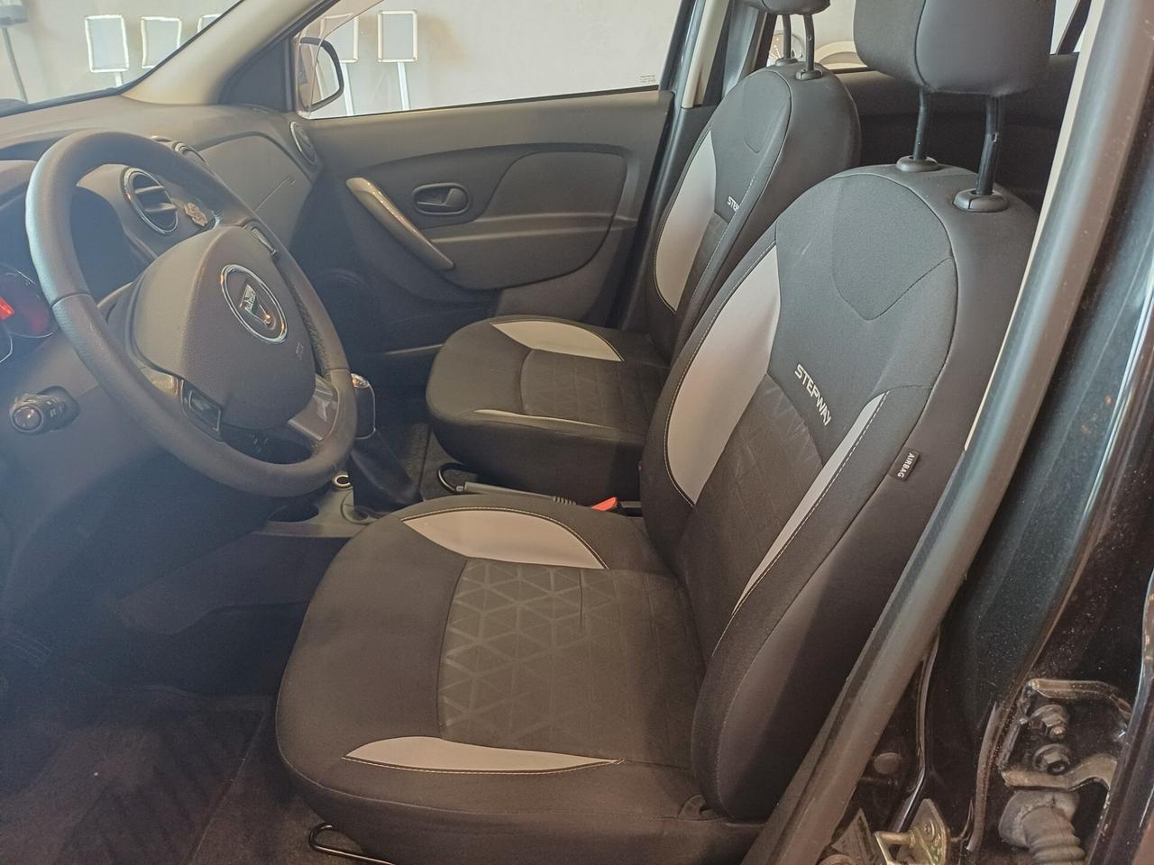 Dacia Sandero Stepway 900 TCe 12V 90CV adatta a neopatentati