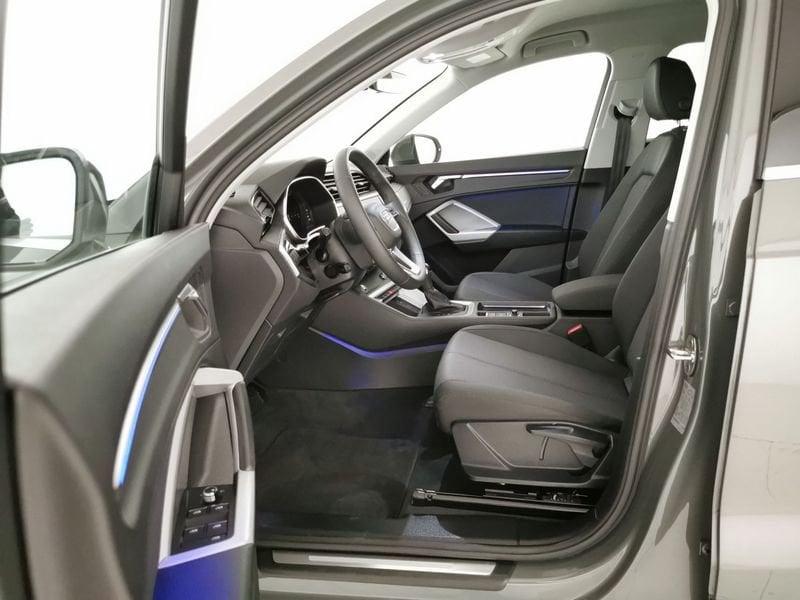 Audi Q3 35 2.0 tdi Business Advanced s-tronic