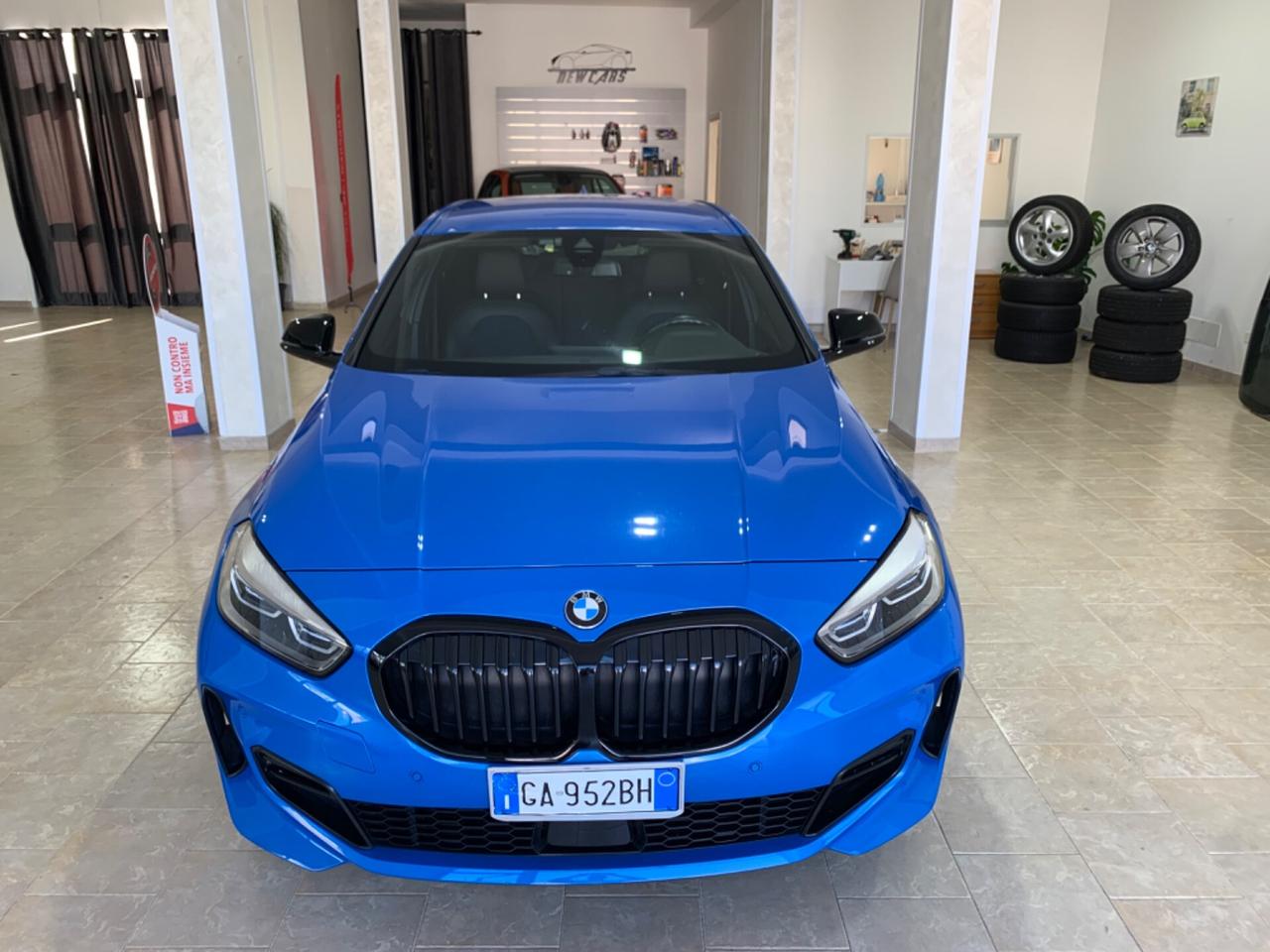 Bmw 118 118d 5p. Msport