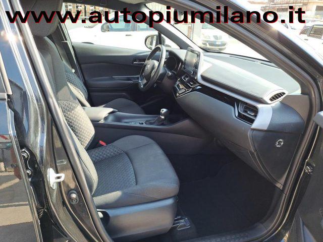 TOYOTA C-HR 1.8 Hybrid E-CVT Active