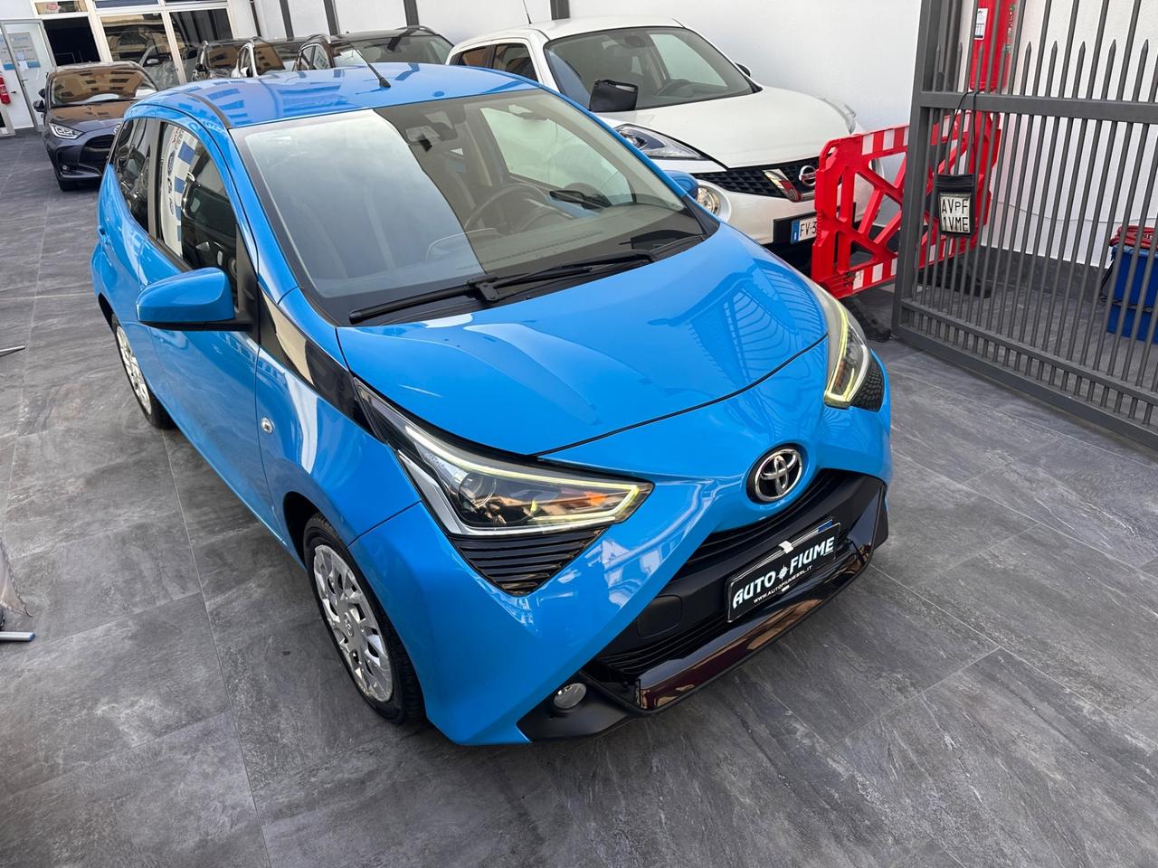 Toyota Aygo 1.0 VVT-i 72 CV 5 porte x-cool