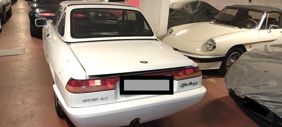 Alfa Romeo Spider 2.0i