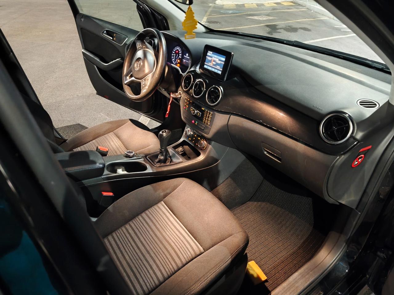 Mercedes-benz B 180 CDI BlueEFFICIENCY Executive