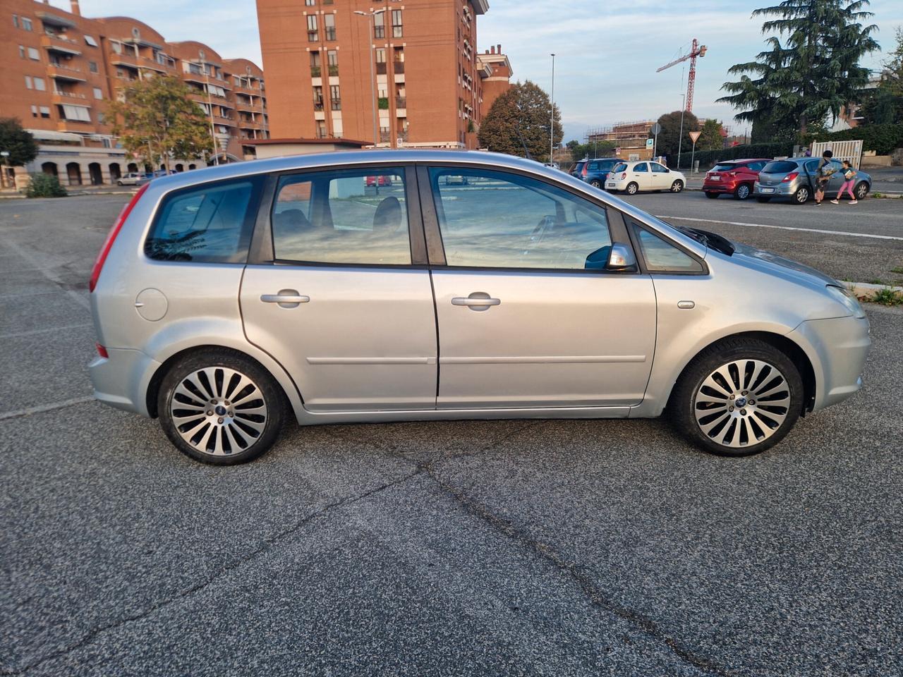 Ford C-Max 2.0 145cv GPL Titanium