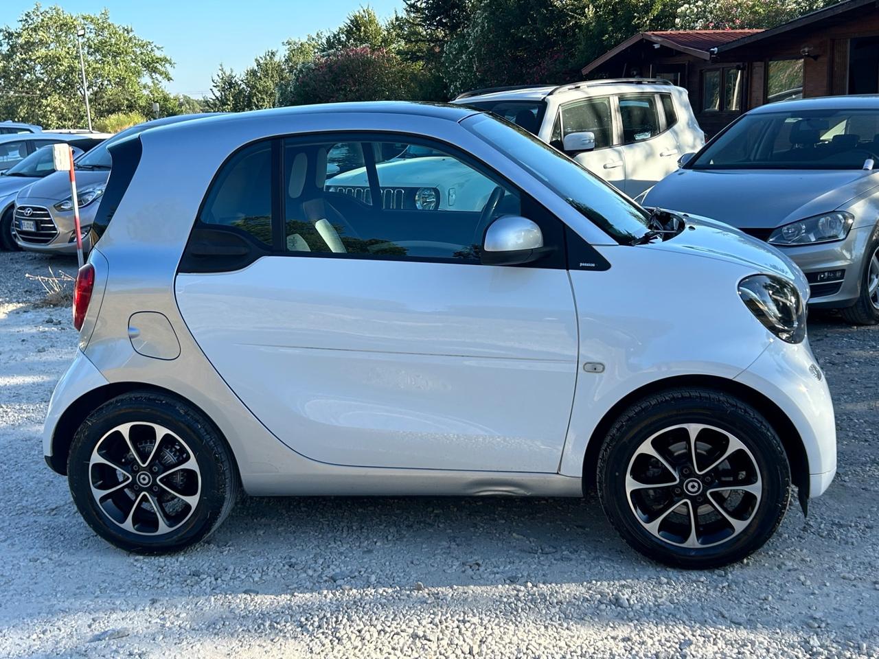 Smart ForTwo 70 1.0 twinamic Prime neopatentati permute