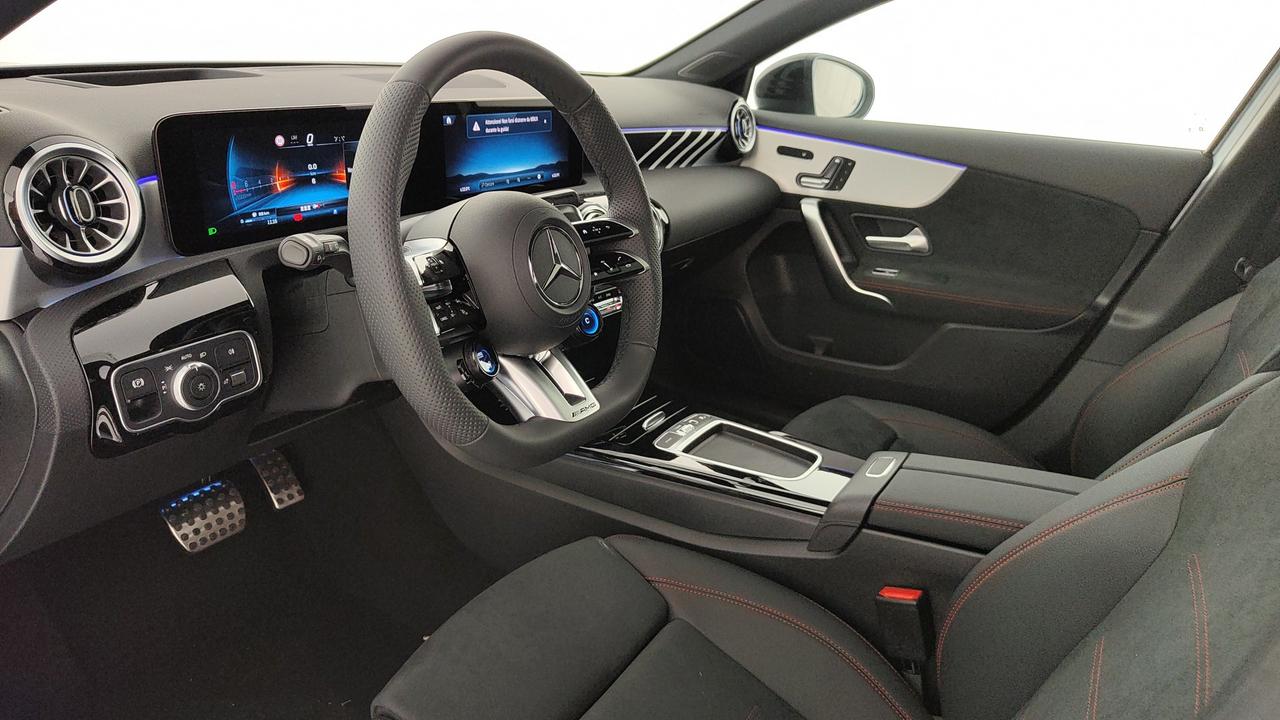 Mercedes-Benz Mercedes-AMG A 35 4MATIC