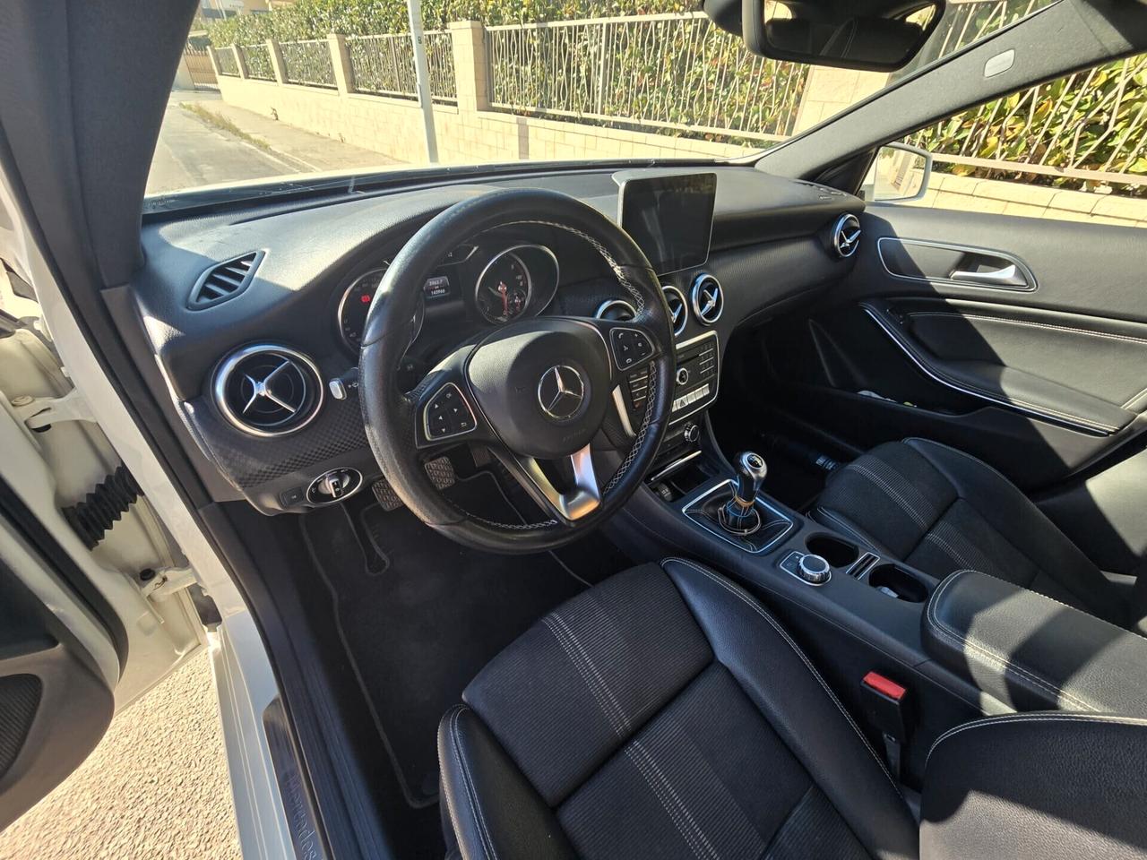 Mercedes-benz A 180 A 180 d Premium