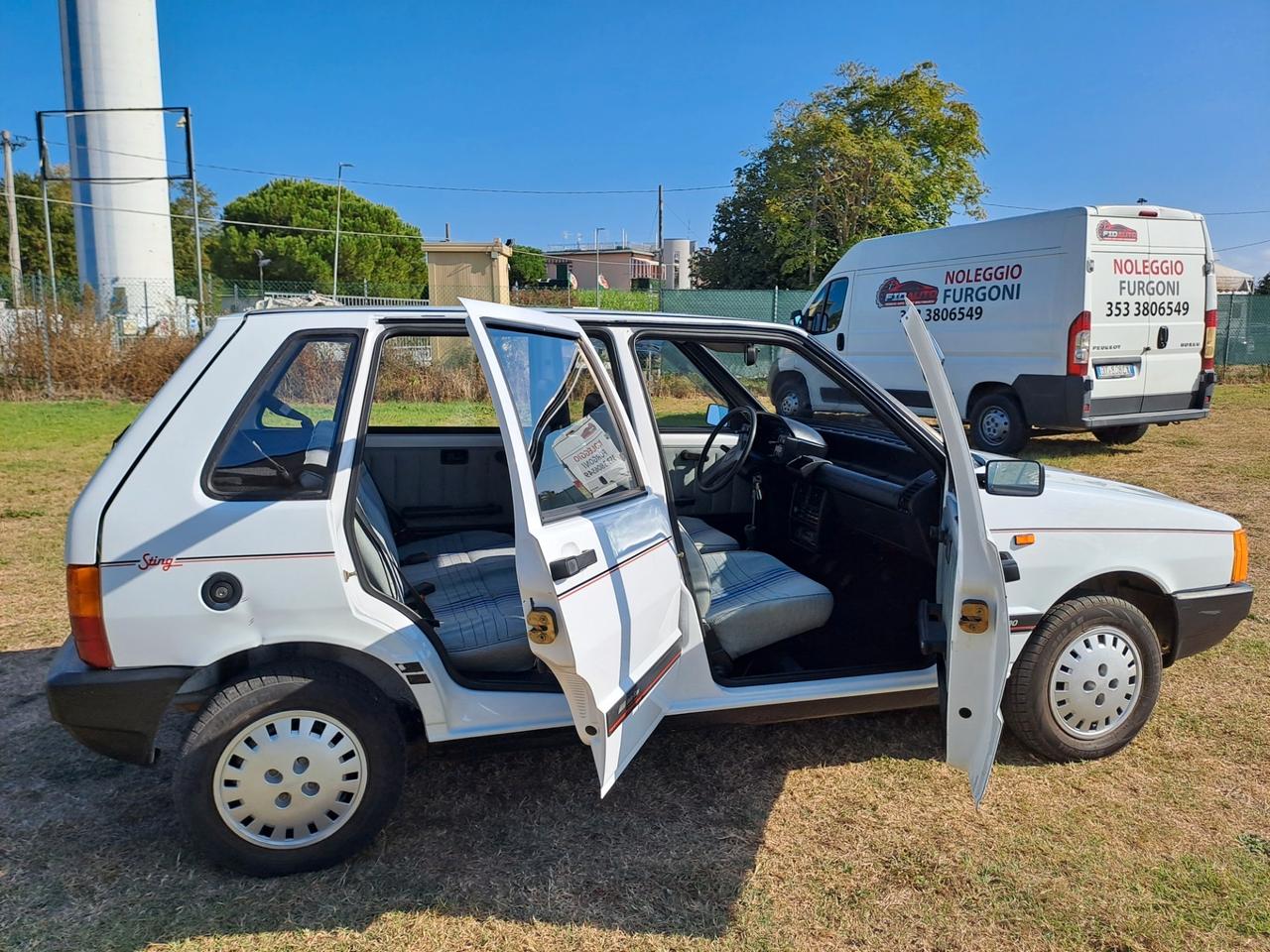 FIAT UNO STING 9.0 Benzina