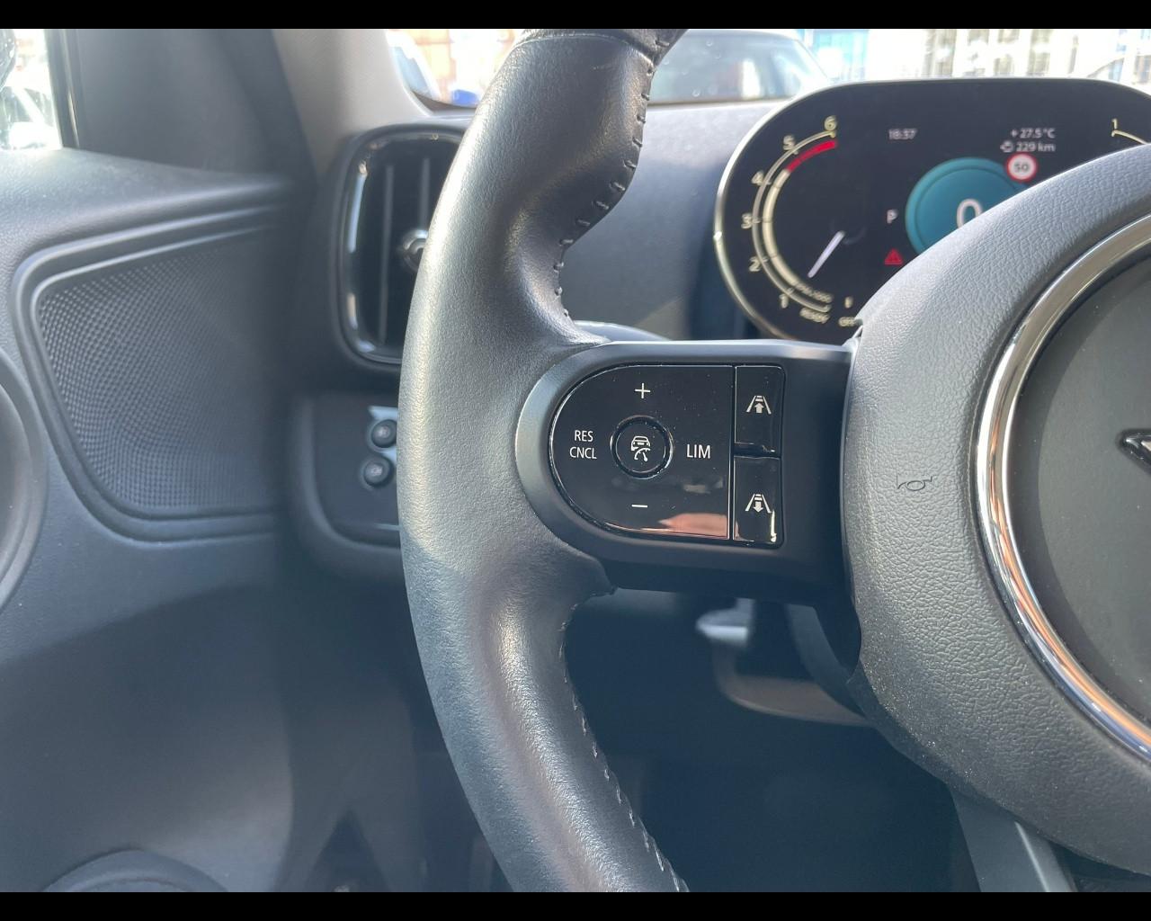 MINI Mini Countrym.(F60) - Mini 2.0 Cooper D Business Countryman