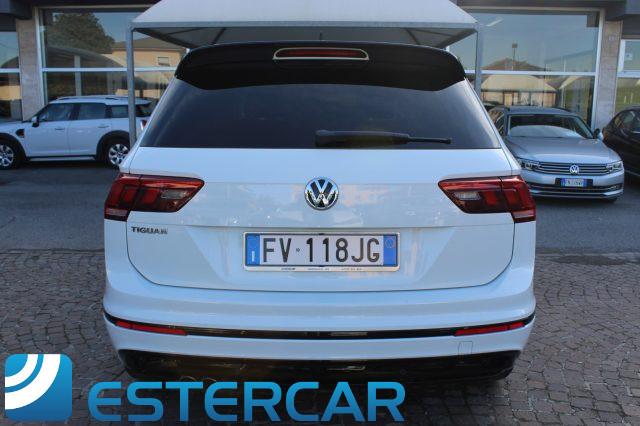 VOLKSWAGEN Tiguan 2.0 TDI DSG Sport R-LINE