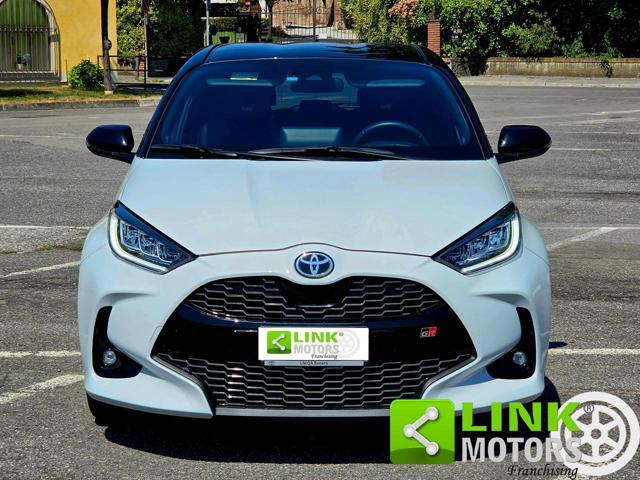 TOYOTA Yaris GR SPORT