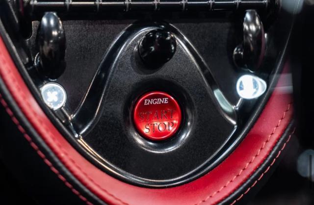 PAGANI Huayra HUAYRA ROADSTER V12 764HP 1/100