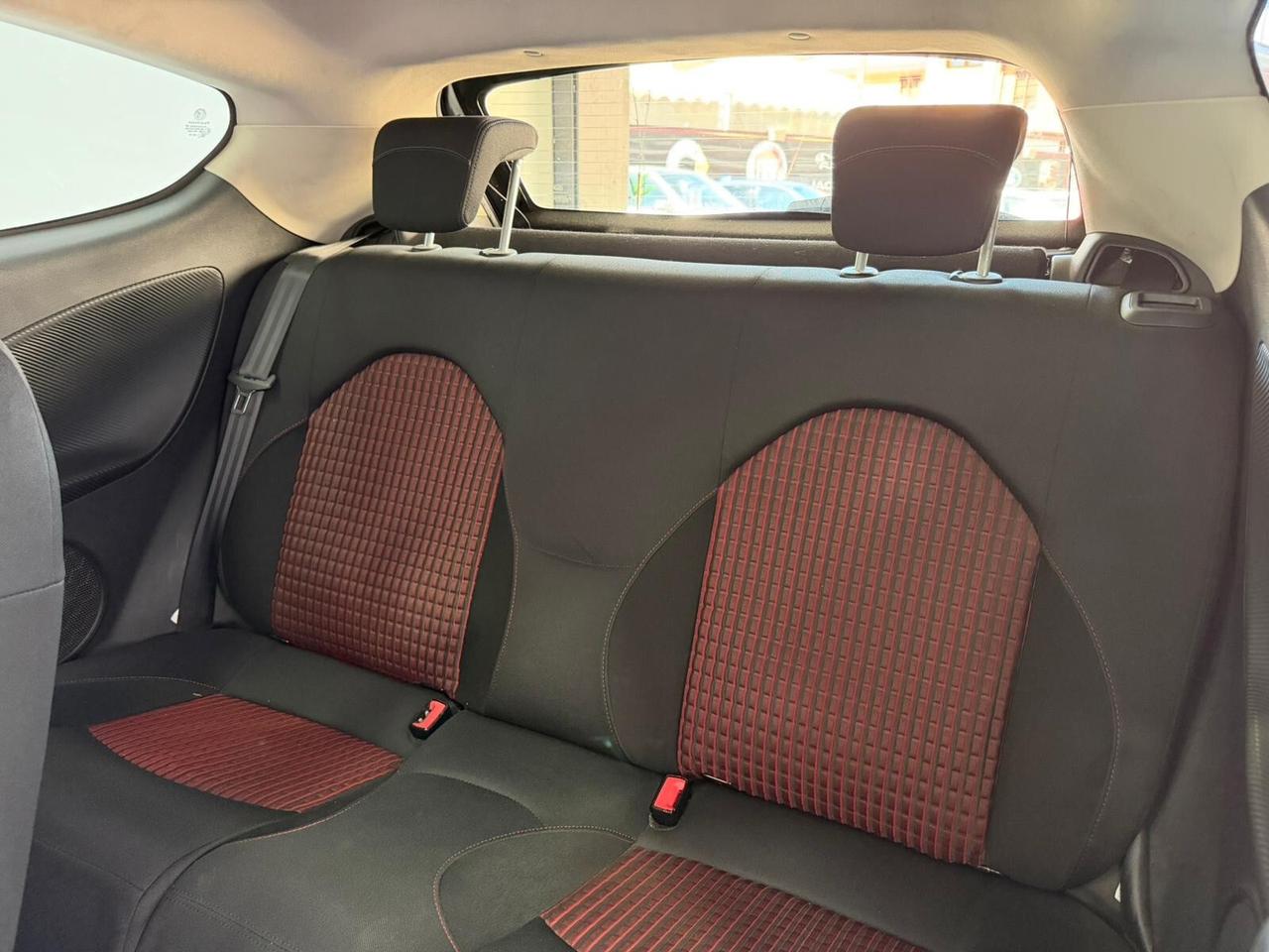 Alfa Romeo MiTo 1.4 T 120 CV GPL Distinctive Sport Pack