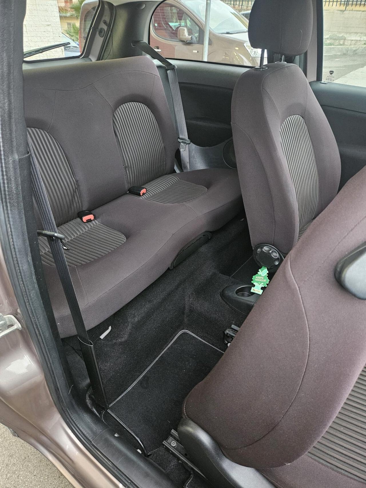 Lancia Ypsilon 1.2 69cv Diva