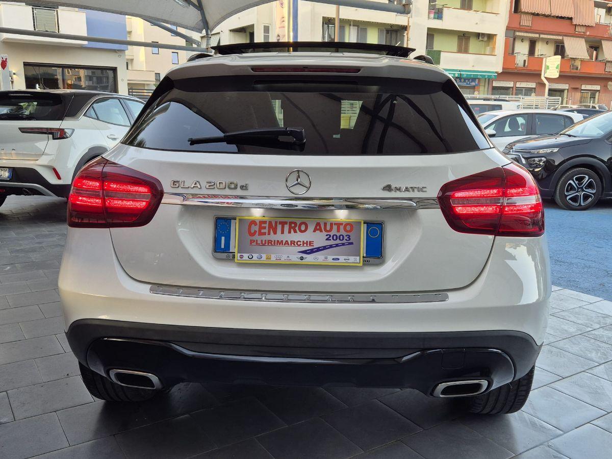 MERCEDES - Classe GLA - GLA 200 d Automatic 4Matic Sport-Tetto Apribile