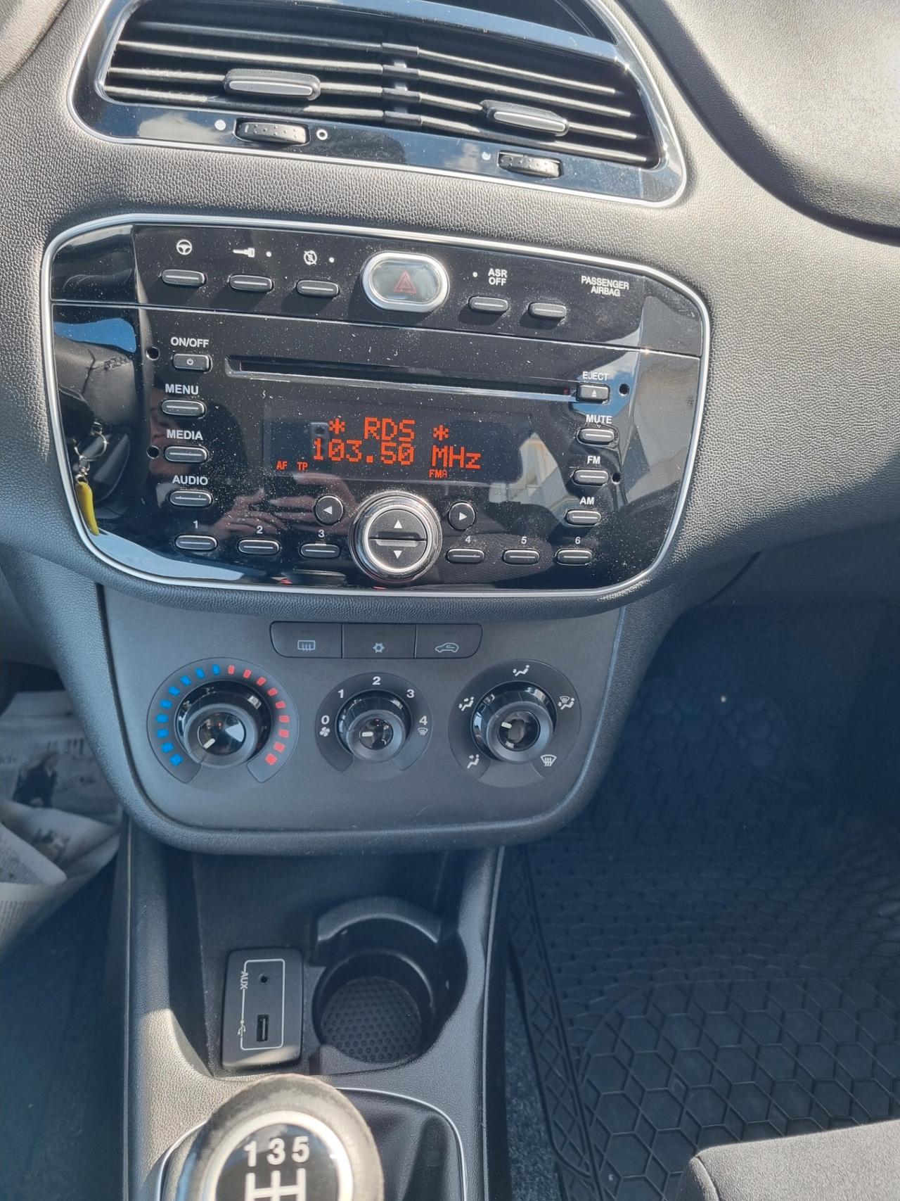 Fiat Punto 1.3 MJT II S&S 95 CV 5 porte Street