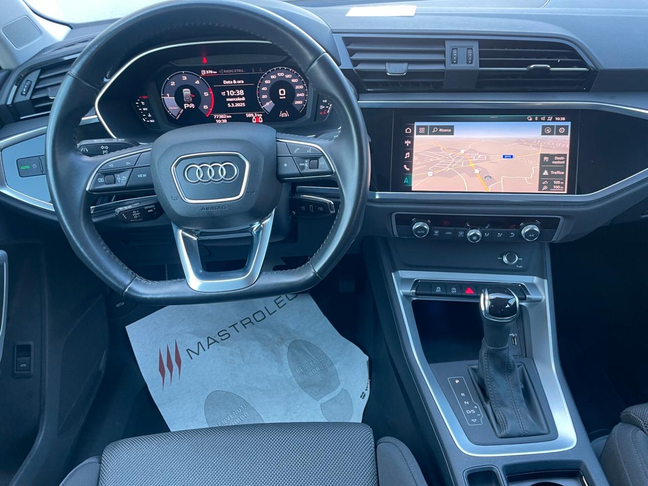 Audi Q3 35 TDI S tronic Business