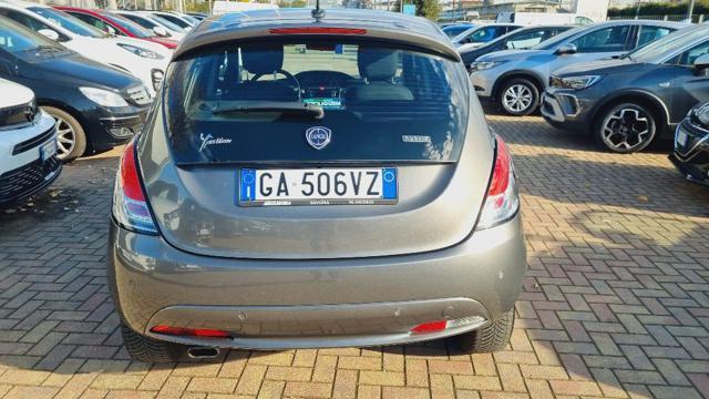 LANCIA Ypsilon 1.0 FireFly 5 porte S&S Hybrid Ecochic Gold