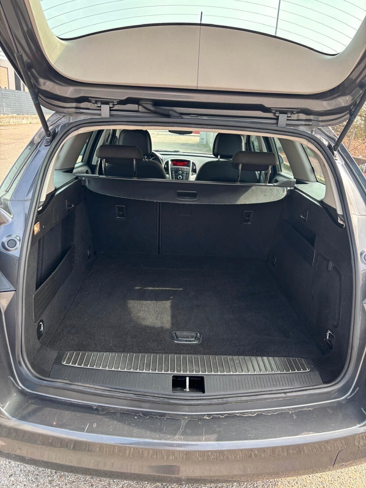 Opel Astra 1.4 100CV Sports Tourer Cosmo UNICO PROPRIETARIO