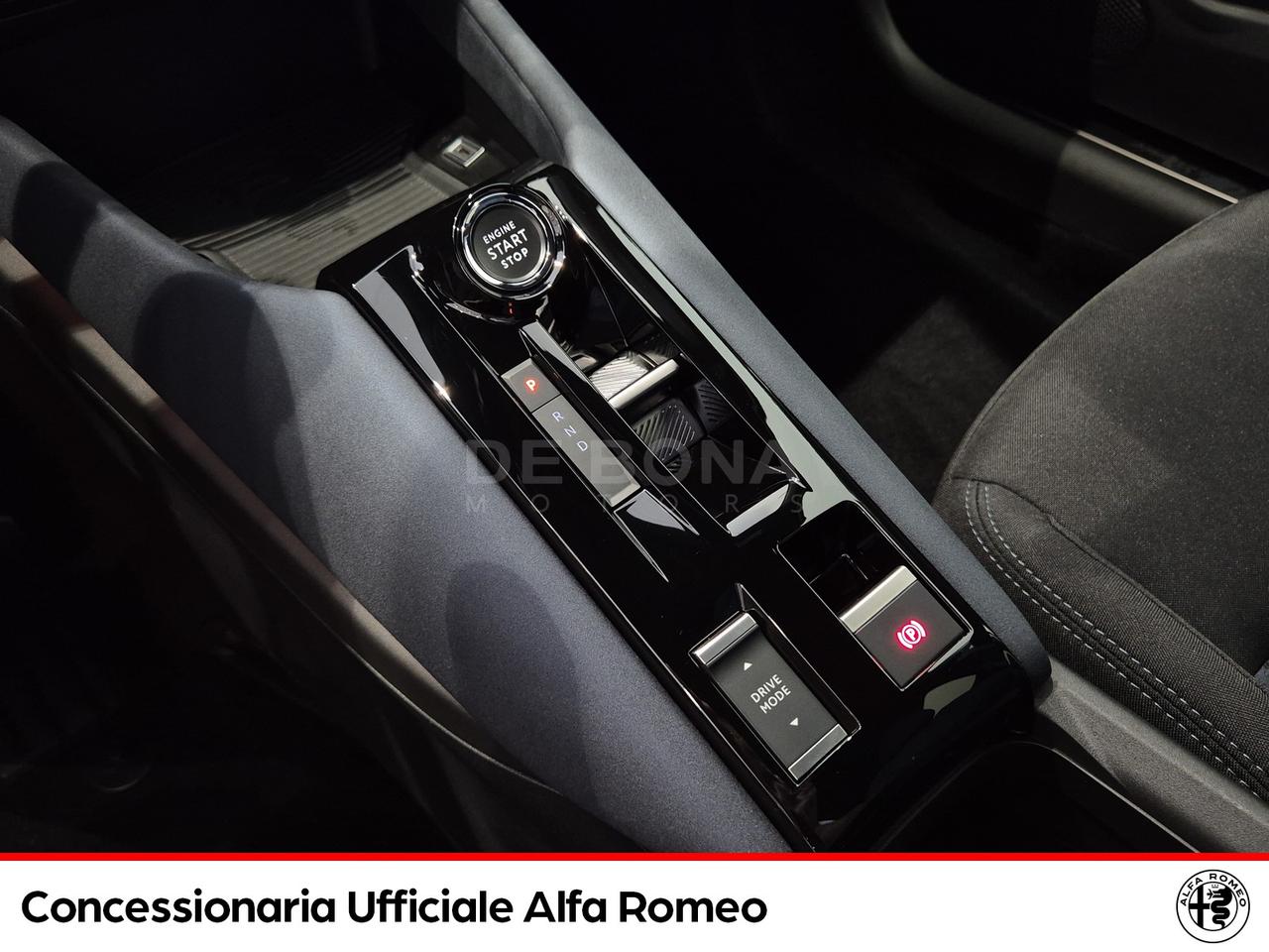 Alfa Romeo Junior 1.2 ibrida sprint 145cv edct6