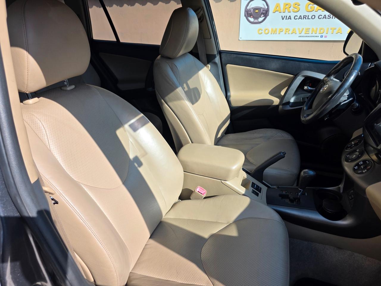 Toyota RAV 4 RAV4 Crossover 2.2 D-Cat A/T 150 CV Luxury