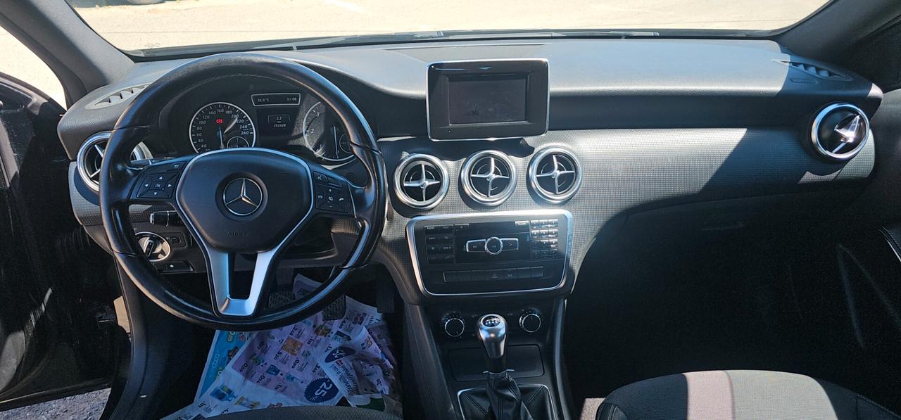 Mercedes-benz A 200 CDI Premium