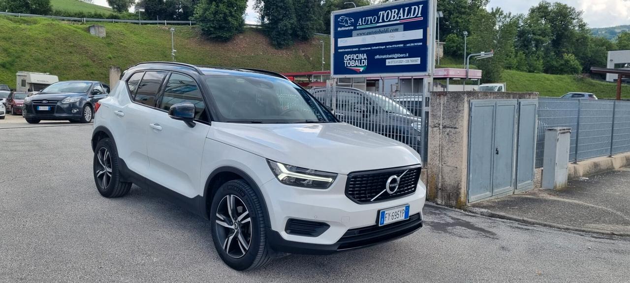 Volvo XC40 T3 R-design