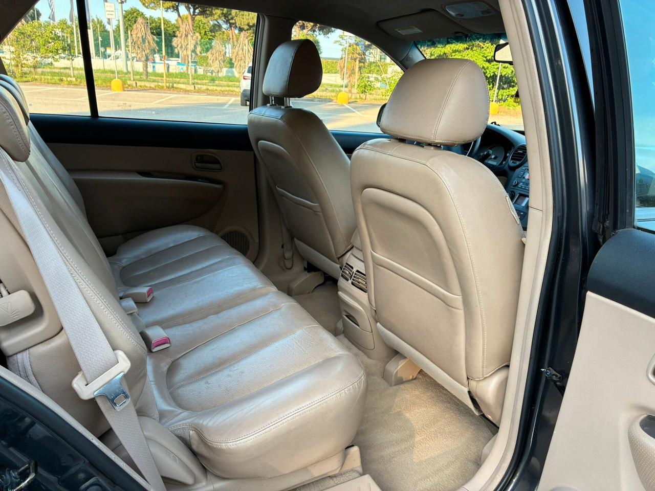Kia Carens 2.0 16V CRDi VGT LX Family