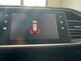 Peugeot 308 BlueHDi 130 S&S EAT 8 Business automatica