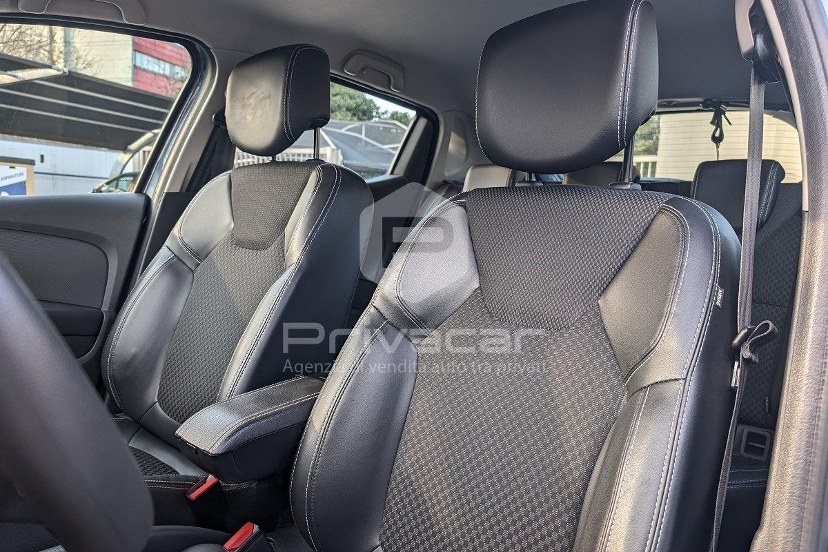 RENAULT Clio dCi 8V 90 CV 5 porte Moschino Zen