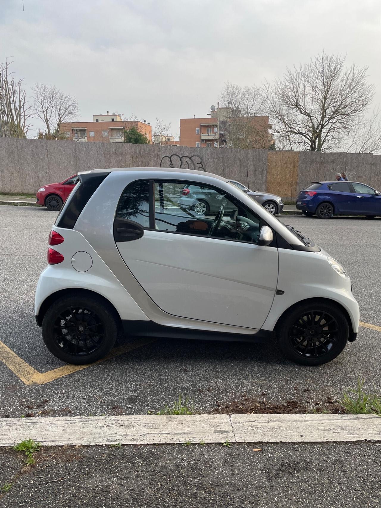 Smart ForTwo 1000 MHD coupé pure Unipro manutenzione certificata