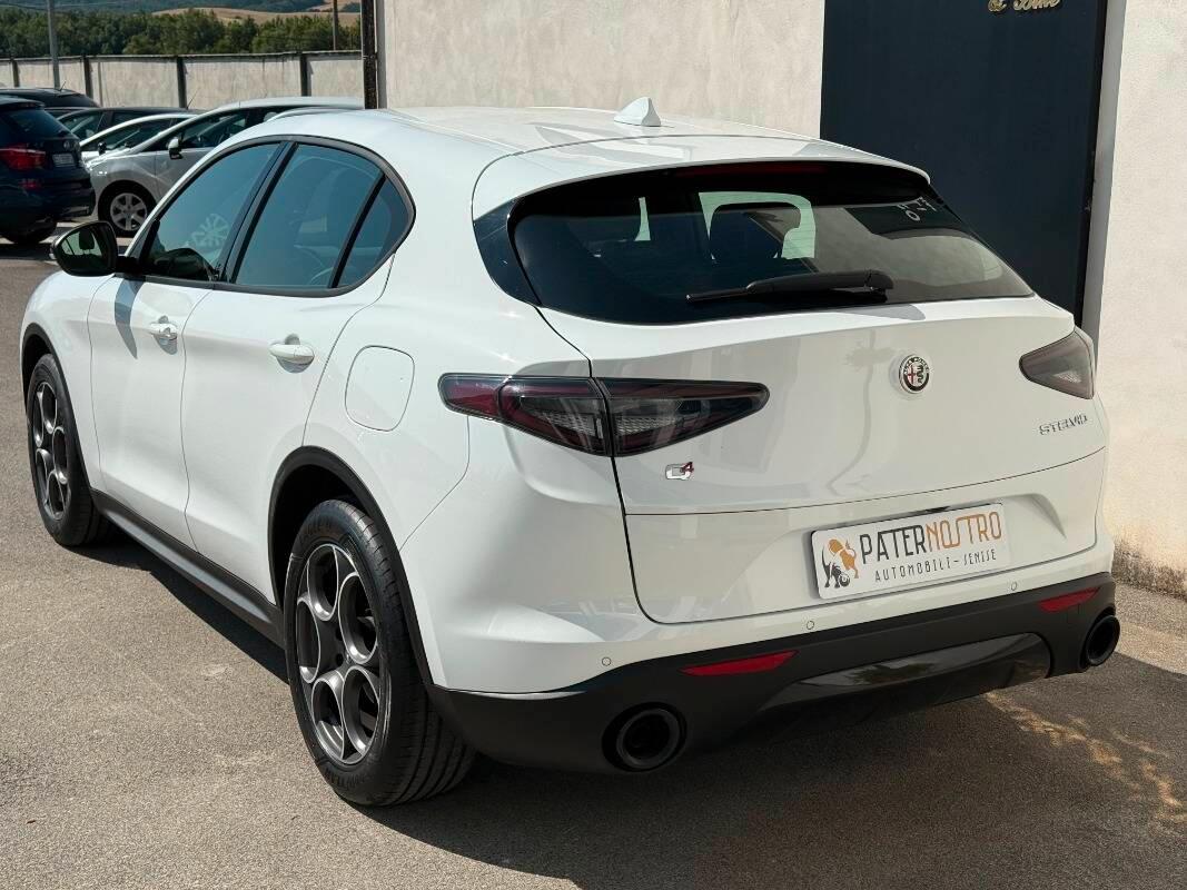 Alfa Romeo Stelvio 2.2 t Sprint Q4 210cv auto
