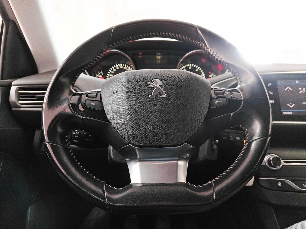 Peugeot 308 BlueHDi 130 S&S SW Allure