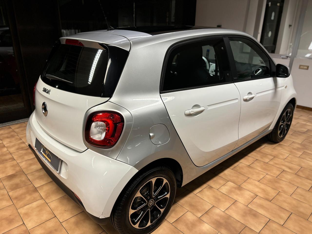 smart forFour 1.0 Prime 71cv *EURO6B*PER NEO PATENTATI