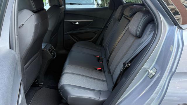 PEUGEOT 3008 HYBRID 136CV e-DCS6 ALLURE PACK*CARPLAY*C.L.18