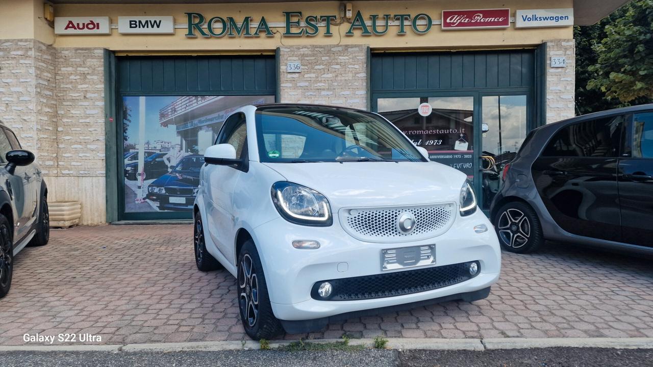 Smart ForTwo 90 0.9 Turbo twinamic PASSION * LED+ PANORAMA*