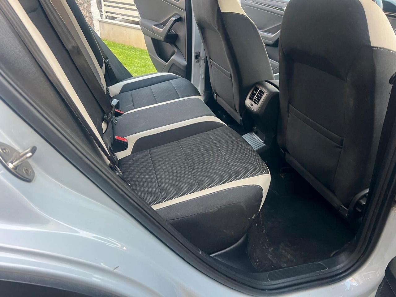 VW T-Roc 2.0 TDI SCR 150cv DSG ADVANCED BlueM. TECH