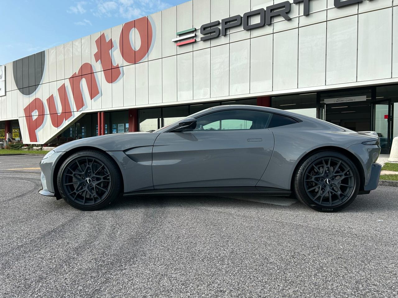 Aston Martin Vantage Coupé Manual