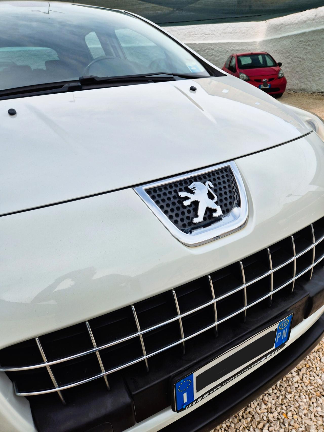 Peugeot 3008 1.6 HDi 110CV